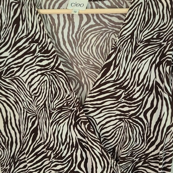 Cleo zebra print dress ๐ฆ - Picture 4 of 6
